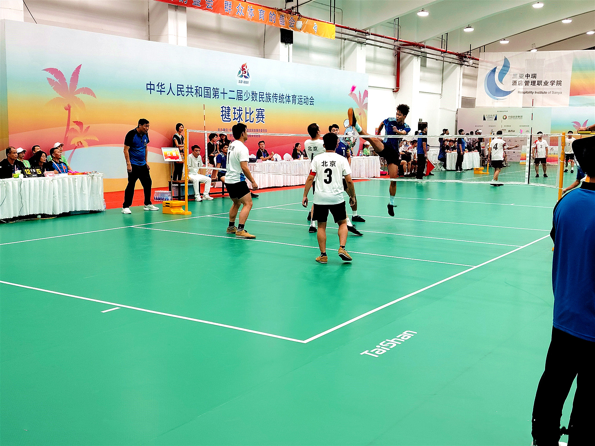 奥运品质｜凯发(K8)体育各类场地器材亮相第十二届全国少数民族传统体育运动会